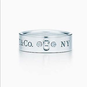 Beautiful Tiffany Lock ring with diamonds